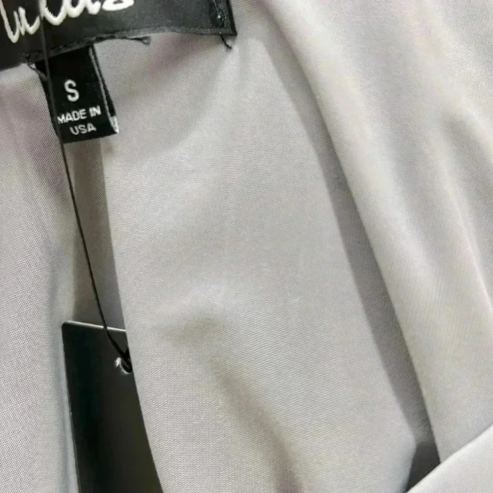 Lulus Front Split Cami With V Back Nwt Size Small - image 5